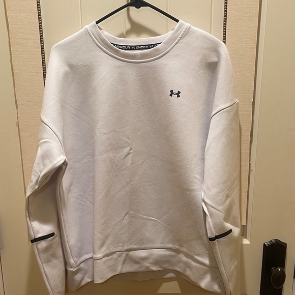 Under Armour Classic White Pullover - Picture 1 of 4